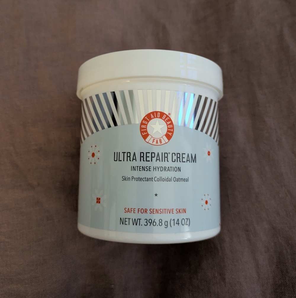 First Aid Beauty Ultra Repair Cream Intense Hydration Sensitivite Skin NIB 14oz
